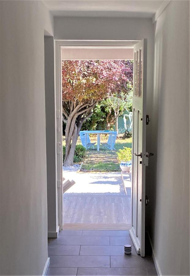Appartement Rez De Villa Proche Port Et Plages De Sanary Exteriér fotografie