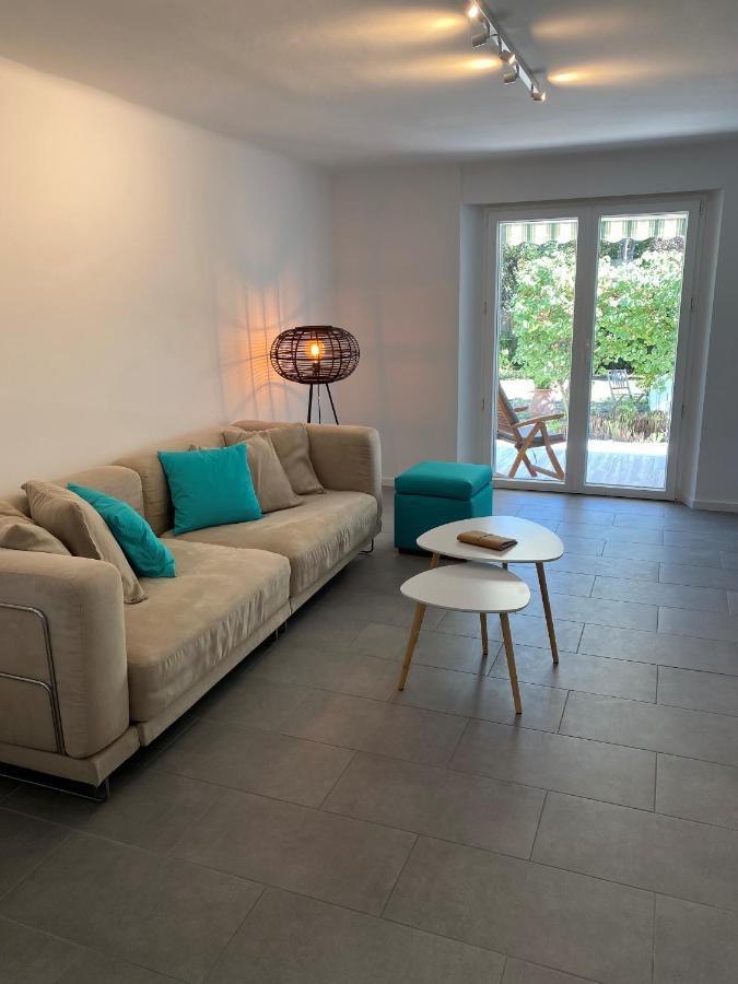 Appartement Rez De Villa Proche Port Et Plages De Sanary Exteriér fotografie