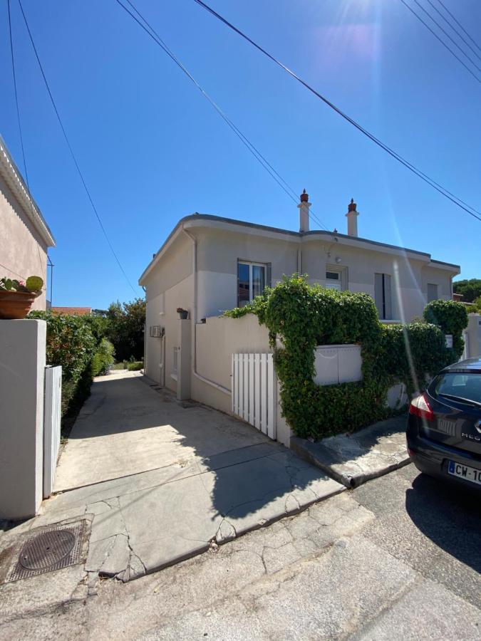 Appartement Rez De Villa Proche Port Et Plages De Sanary Exteriér fotografie