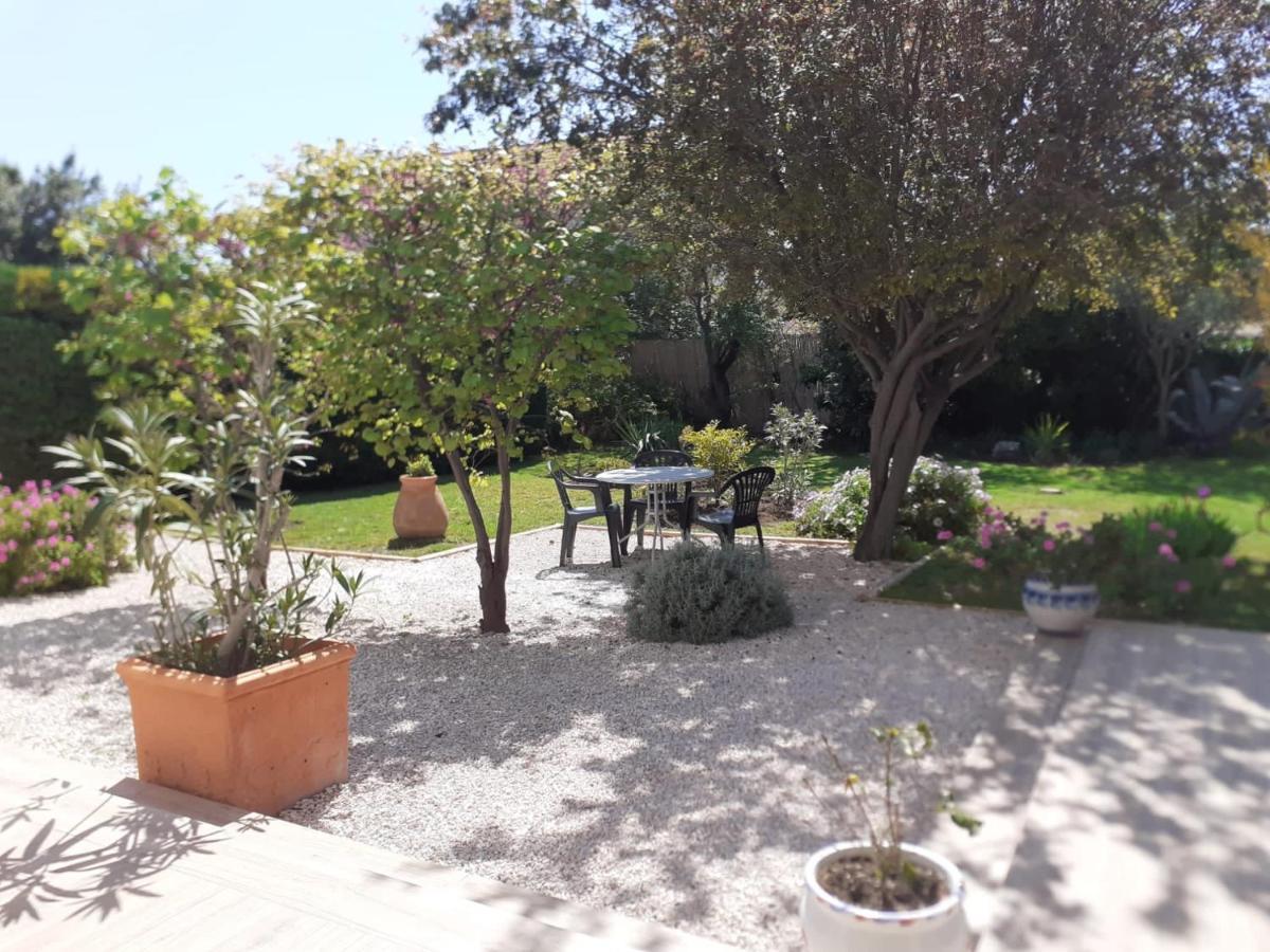 Appartement Rez De Villa Proche Port Et Plages De Sanary Exteriér fotografie